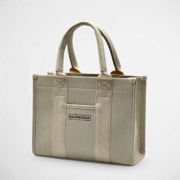 Сумка BALENCIAGA - Hardware