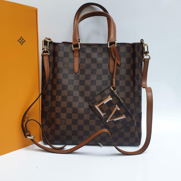 Сумка Louis Vuitton BELMONT PM