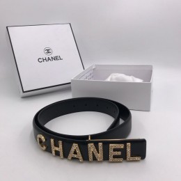 Ремень Chanel с логотипом