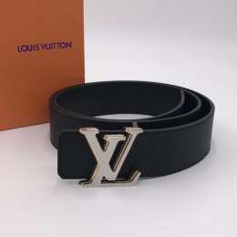 Ремень Louis Vuitton с трехцветной пряжкой