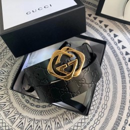 Ремень Gucci с золотой пряжкой GG