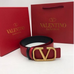 Ремень Valentino с логотипом на пряжке