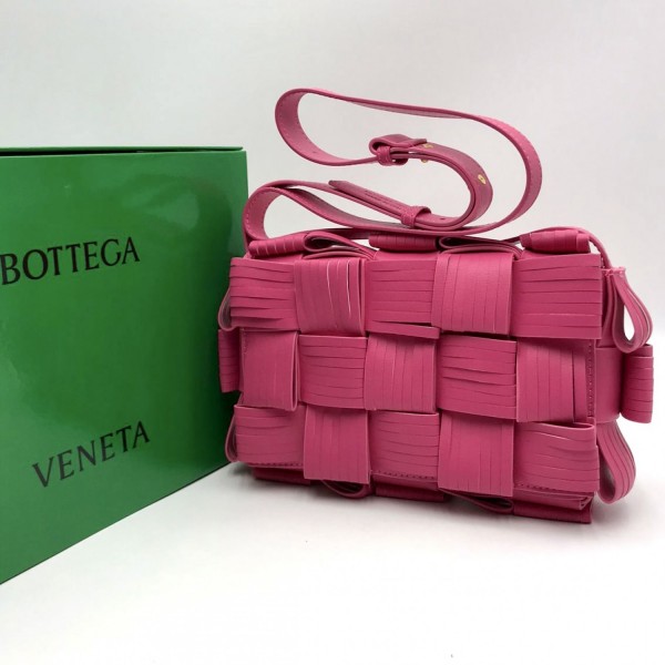 Сумка Bottega Veneta - Cassette Maxi Intrecciato