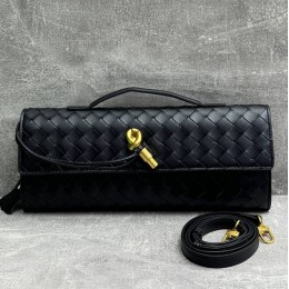 Сумка Bottega Veneta- Andiamo Clutch