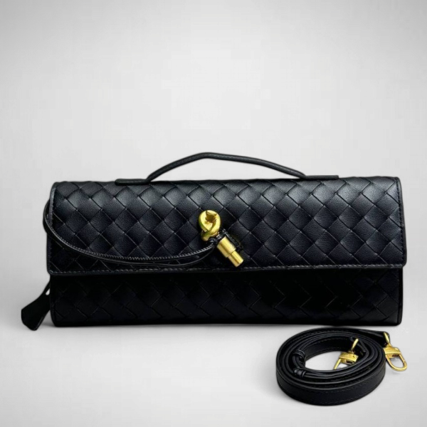Сумка Bottega Veneta- Andiamo Clutch