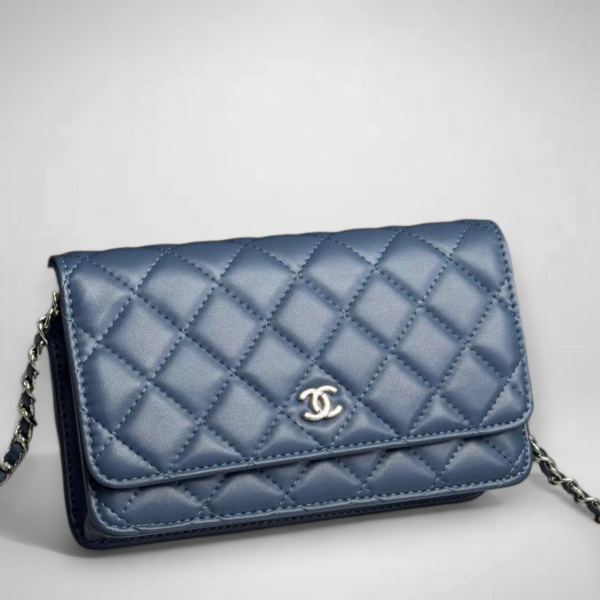 Сумка Chanel -  WOC