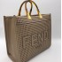 Сумка Fendi - Sunshine Medium