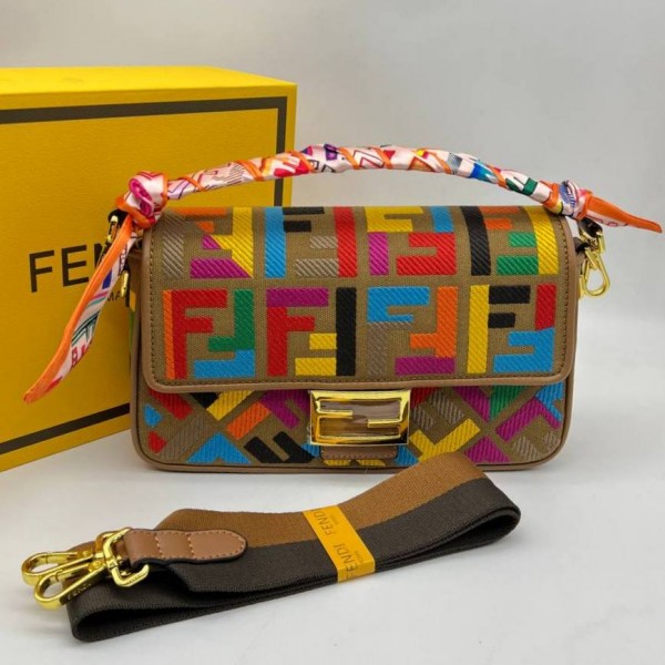 Сумка Fendi Baguette