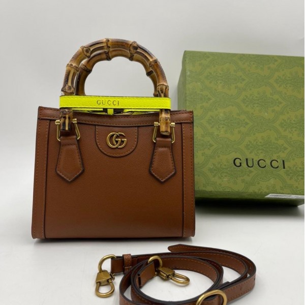 Сумка GUCCI -  Diana small