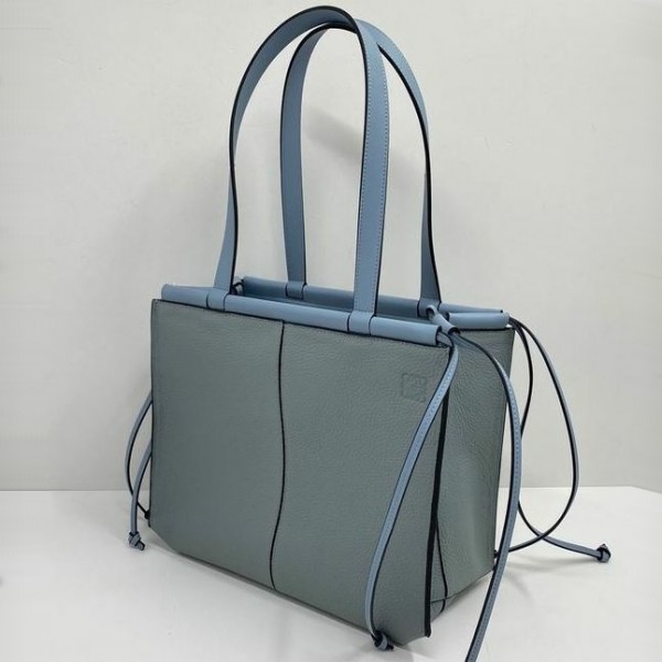 Сумка-тоут Loewe - Cushion small